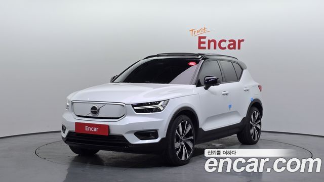 Volvo XC40 Twin ULTIMATE 2022 года из Кореи