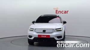 Volvo XC40 Twin ULTIMATE 2022 года из Южной Кореи