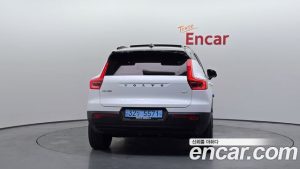 Volvo XC40 Twin ULTIMATE 2022 года из Южной Кореи