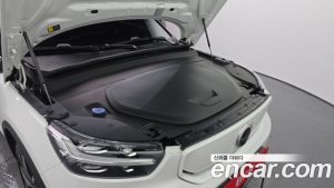 Volvo XC40 Twin ULTIMATE 2022 года из Южной Кореи