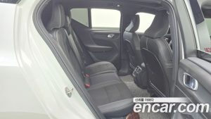 Volvo XC40 Twin ULTIMATE 2022 года из Южной Кореи