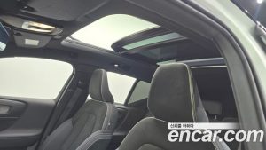 Volvo XC40 Twin ULTIMATE 2022 года из Южной Кореи