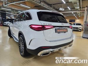 Mercedes-Benz GLC-Class GLC300 4MATIC AMG Line 2025 года из Южной Кореи