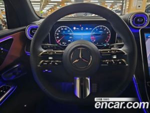Mercedes-Benz GLC-Class GLC300 4MATIC AMG Line 2025 года из Южной Кореи