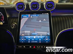Mercedes-Benz GLC-Class GLC300 4MATIC AMG Line 2025 года из Южной Кореи