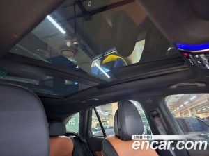 Mercedes-Benz GLC-Class GLC300 4MATIC AMG Line 2025 года из Южной Кореи