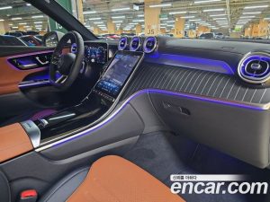 Mercedes-Benz GLC-Class GLC300 4MATIC AMG Line 2025 года из Южной Кореи