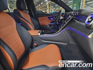 Mercedes-Benz GLC-Class GLC300 4MATIC AMG Line 2025 года из Южной Кореи