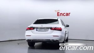 Mercedes-Benz E-Class E250 Exclusive 2023 года из Южной Кореи