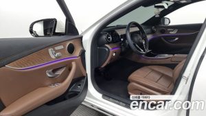 Mercedes-Benz E-Class E250 Exclusive 2023 года из Южной Кореи