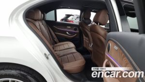 Mercedes-Benz E-Class E250 Exclusive 2023 года из Южной Кореи