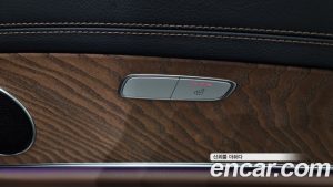 Mercedes-Benz E-Class E250 Exclusive 2023 года из Южной Кореи