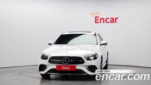 Mercedes-Benz E-Class E250 AMG Line 2023 года из Южной Кореи