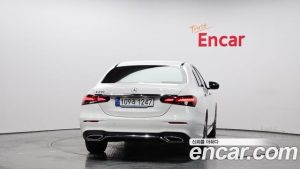 Mercedes-Benz E-Class E250 AMG Line 2023 года из Южной Кореи