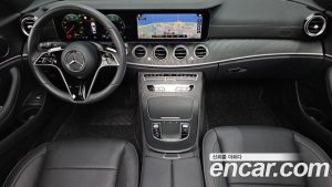 Mercedes-Benz E-Class E250 AMG Line 2023 года из Южной Кореи