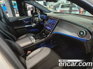Mercedes-Benz EQE EQE350 4MATIC 2024 года из Южной Кореи