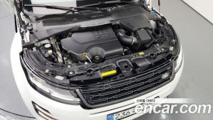 Land Rover Range Rover Evoque P250 Dynamic SE 2024 года из Южной Кореи