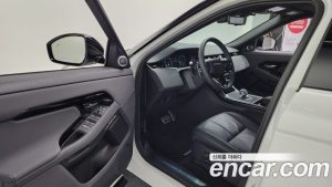 Land Rover Range Rover Evoque P250 Dynamic SE 2024 года из Южной Кореи
