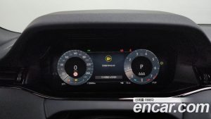 Land Rover Range Rover Evoque P250 Dynamic SE 2024 года из Южной Кореи