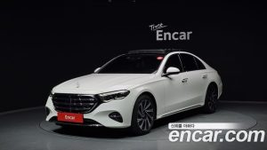 Mercedes-Benz E-Class E300 4MATIC Exclusive 2024 года из Южной Кореи