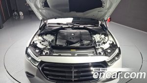 Mercedes-Benz E-Class E300 4MATIC Exclusive 2024 года из Южной Кореи