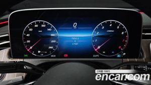 Mercedes-Benz E-Class E300 4MATIC Exclusive 2024 года из Южной Кореи