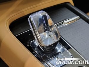 Volvo XC90 T8 Ultra Bright HYBRID 2025 года из Южной Кореи