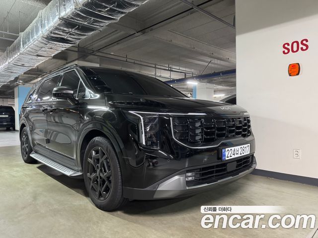 Kia Canival 9-Seater Gravity 2025 года из Кореи