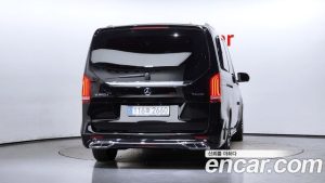 Mercedes-Benz V-Class V300 CDI 2023 года из Южной Кореи