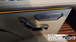 Mercedes-Benz V-Class V300 CDI 2023 года из Южной Кореи