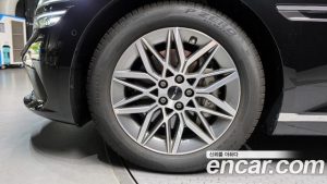 Genesis G80 Бензин 2.5 Turbo AWD 2025 года из Южной Кореи