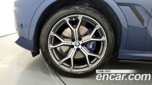 BMW X6 xDrive40i M Sport 2023 года из Южной Кореи