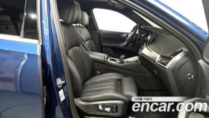 BMW X6 xDrive40i M Sport 2023 года из Южной Кореи