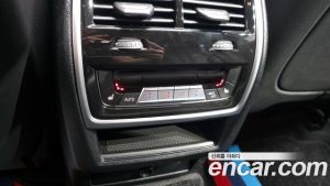 BMW X6 xDrive40i M Sport 2023 года из Южной Кореи