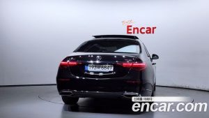 Mercedes-Benz S-Class S580L 4MATIC 2023 года из Южной Кореи