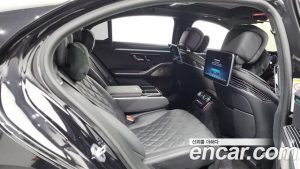 Mercedes-Benz S-Class S580L 4MATIC 2023 года из Южной Кореи