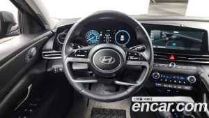 Hyundai AVANTE Inspiration 2024 года из Южной Кореи