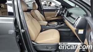 Kia Sorento HEV 1.6 2WD 2024 года из Южной Кореи
