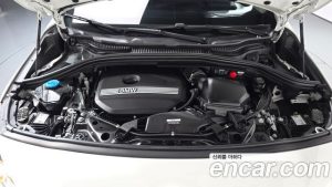 BMW 2-Series 220i Luxury 2023 года из Южной Кореи