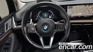 BMW 2-Series 220i Luxury 2023 года из Южной Кореи