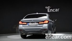 BMW 5-Series 520i M Sport 2023 года из Южной Кореи