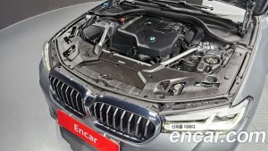 BMW 5-Series 520i M Sport 2023 года из Южной Кореи