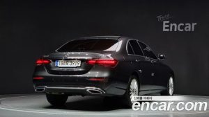 Mercedes-Benz E-Class E250 Exclusive 2023 года из Южной Кореи