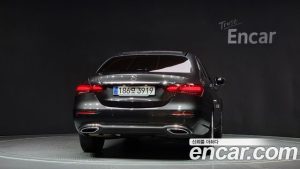 Mercedes-Benz E-Class E250 Exclusive 2023 года из Южной Кореи