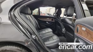 Mercedes-Benz E-Class E250 Exclusive 2023 года из Южной Кореи