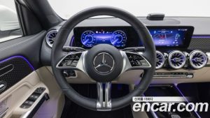 Mercedes-Benz EQB EQB300 4MATIC 2025 года из Южной Кореи