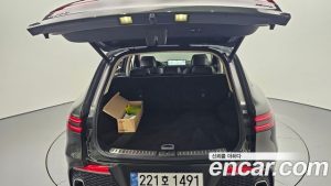 Genesis GV70 2.5T Бензин AWD 2024 года из Южной Кореи