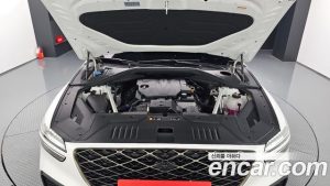Genesis GV70 2.5T Бензин 2WD 2025 года из Южной Кореи