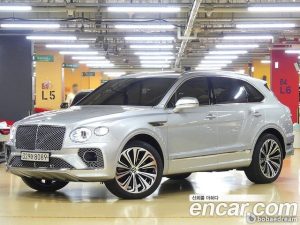 Bentley Bentayga 4.0 V8 2022 года из Южной Кореи
