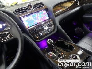 Bentley Bentayga 4.0 V8 2022 года из Южной Кореи